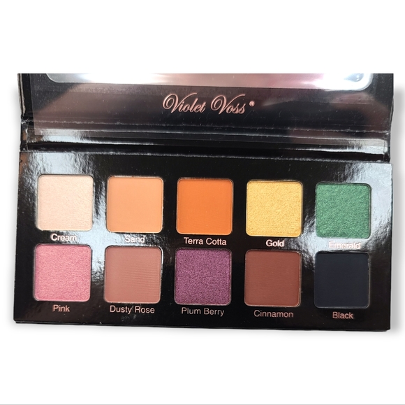 Violet Voss Essentials PRO Series Eyeshadow Palette - Picture 8 of 14